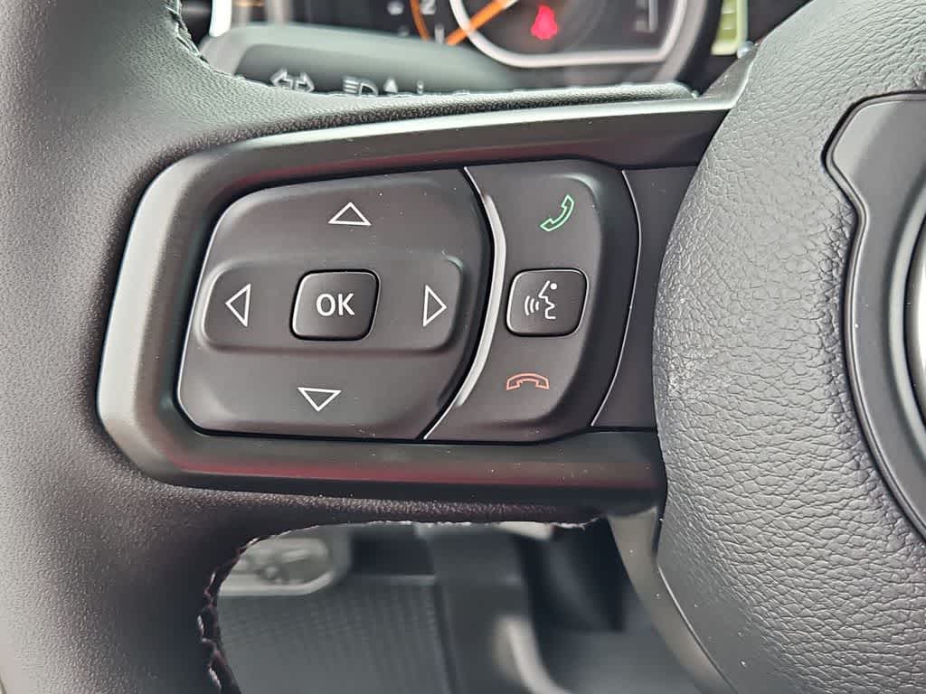 Thumbnail: 2026 Jeep Gladiator - 24