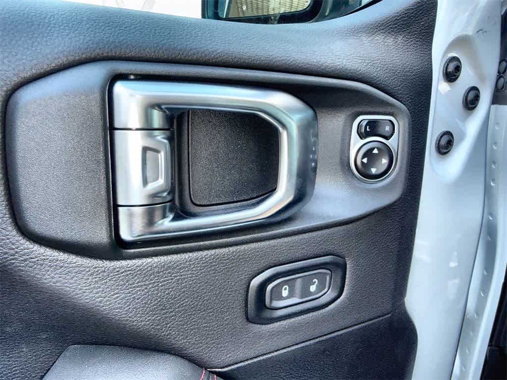 Thumbnail: 2025 Jeep Gladiator - 23