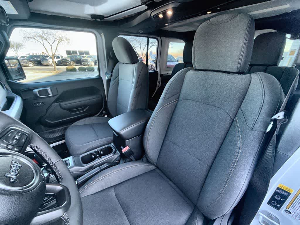 Thumbnail: 2026 Jeep Wrangler - 11