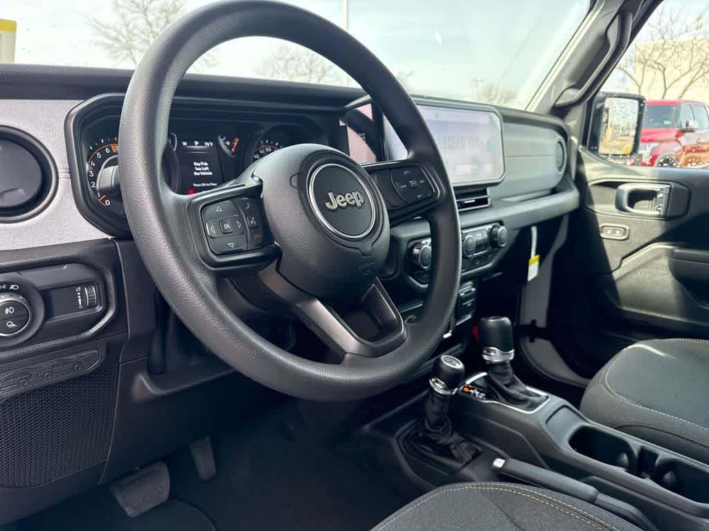 Thumbnail: 2026 Jeep Gladiator - 2