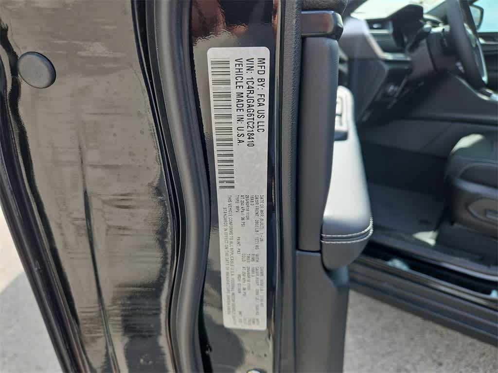 Thumbnail: 2026 Jeep Grand Cherokee - 35