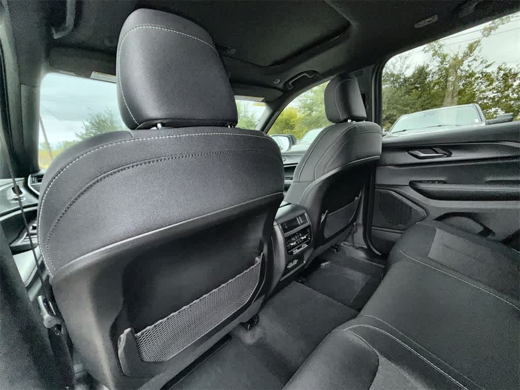 Thumbnail: 2025 Jeep Grand Cherokee - 11