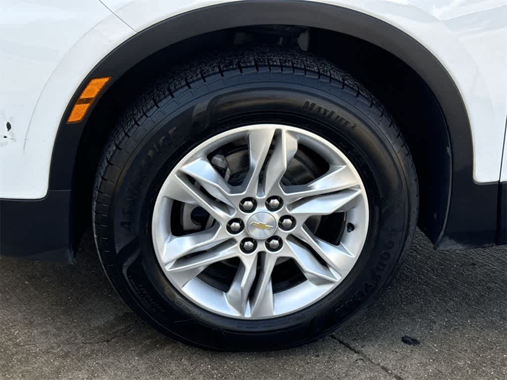 Thumbnail: 2020 Chevrolet Blazer - 9