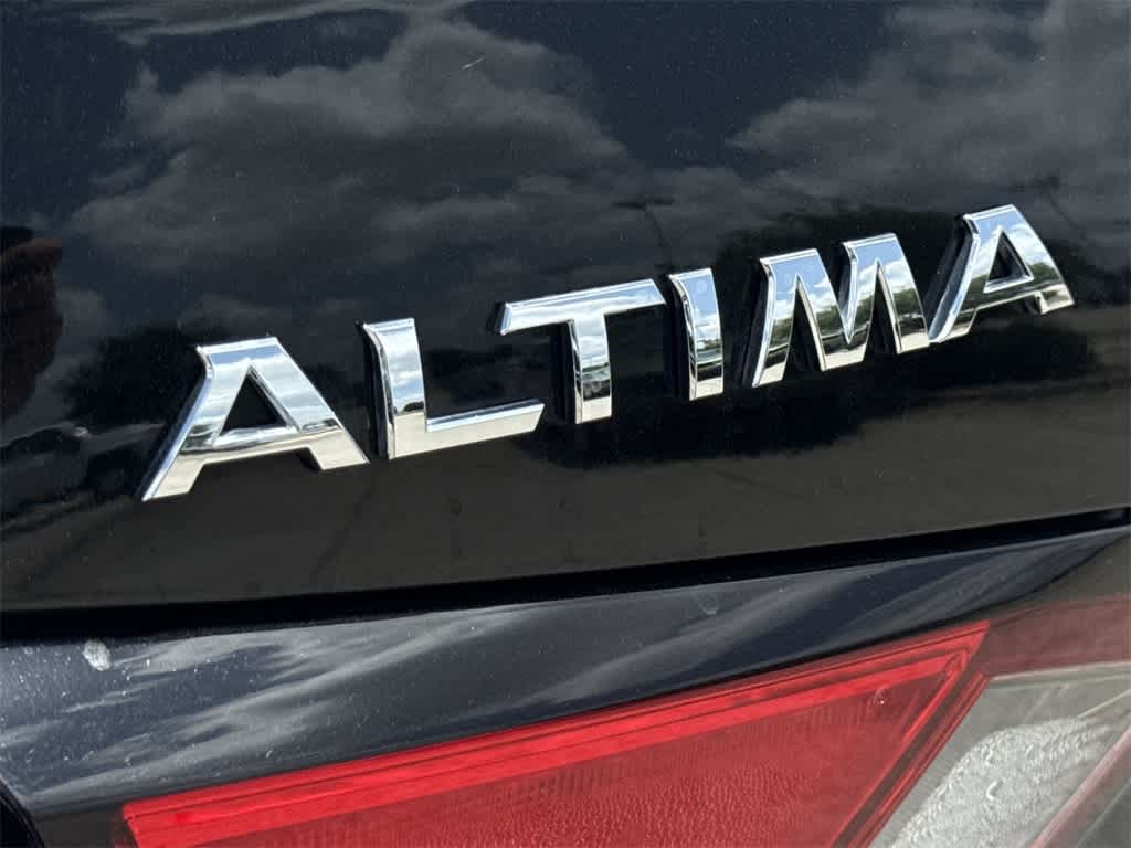 Thumbnail: 2021 Nissan Altima - 8