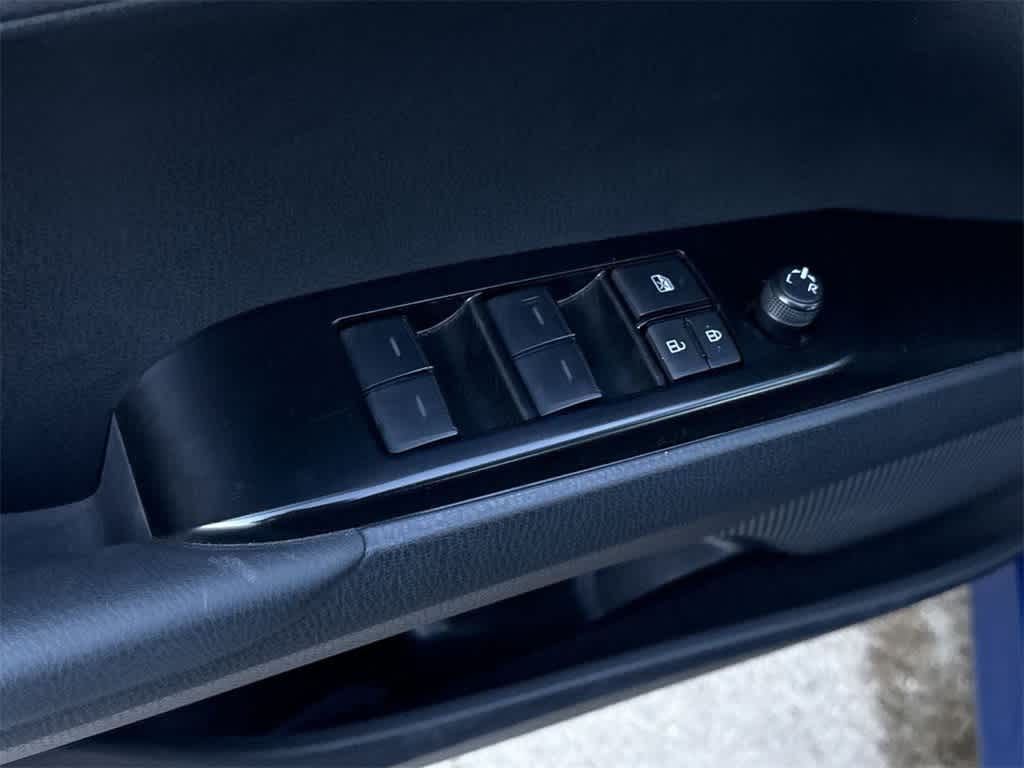 Thumbnail: 2025 Toyota Camry - 23