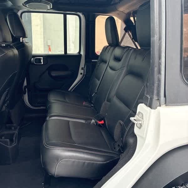 Thumbnail: 2019 Jeep Wrangler - 10