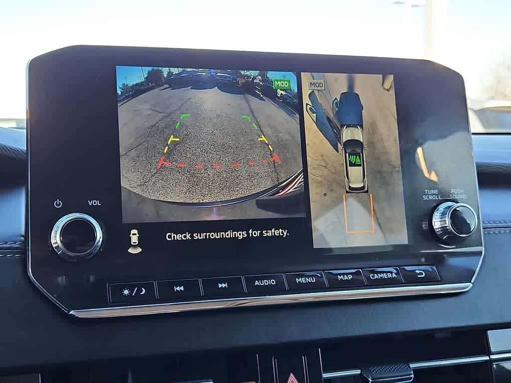 Thumbnail: 2024 Mitsubishi Outlander - 32