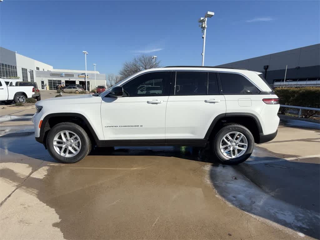 Thumbnail: 2025 Jeep Grand Cherokee - 3