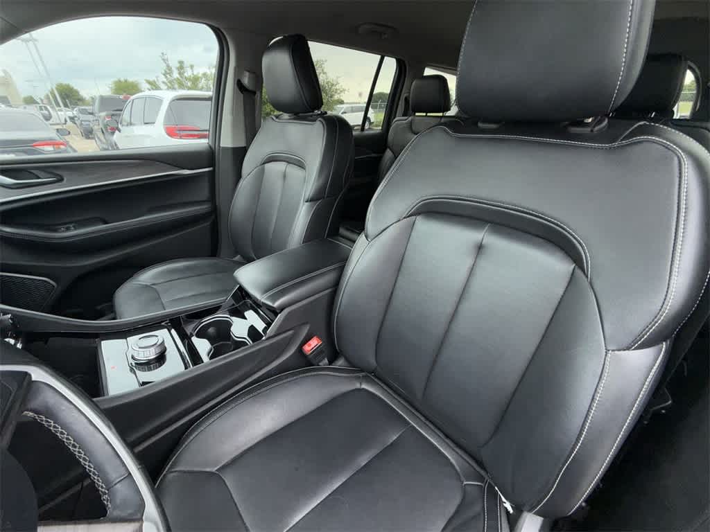 Thumbnail: 2022 Jeep Grand Cherokee L - 10