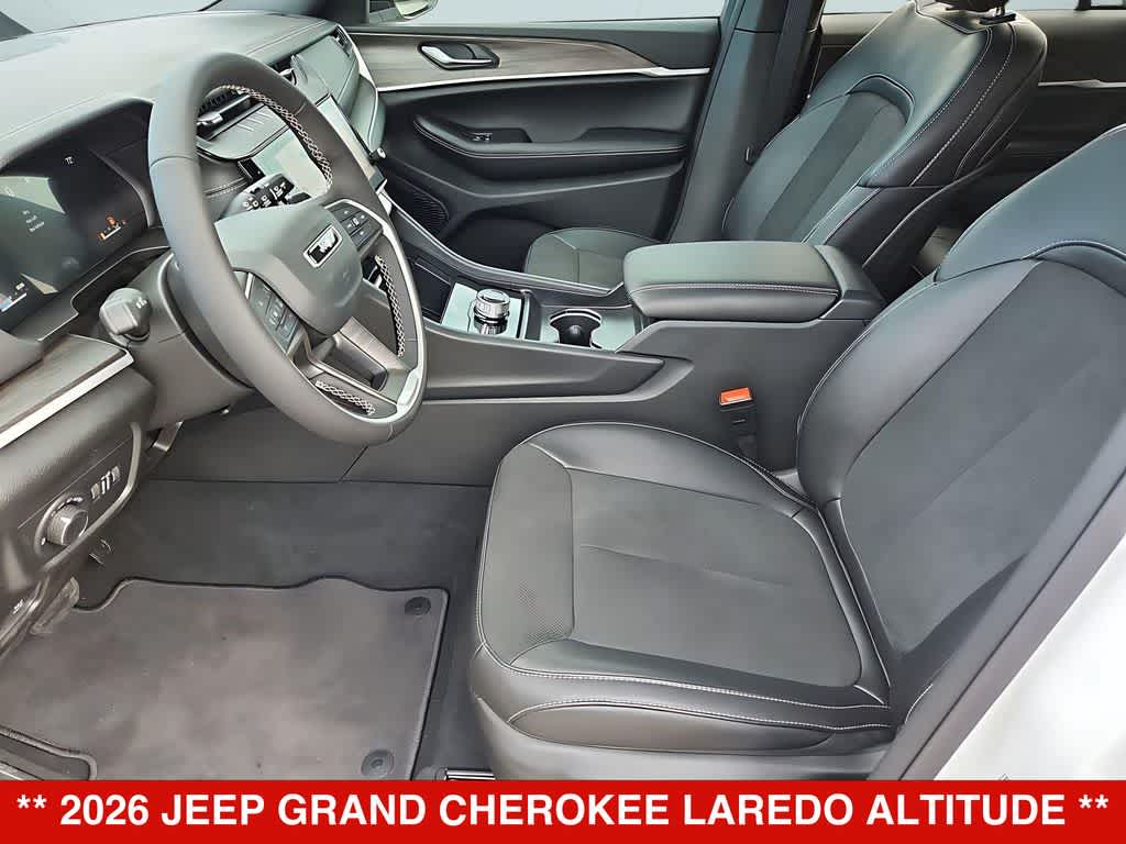 Thumbnail: 2026 Jeep Grand Cherokee - 17