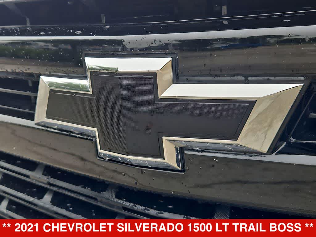 Thumbnail: 2021 Chevrolet Silverado 1500 - 12