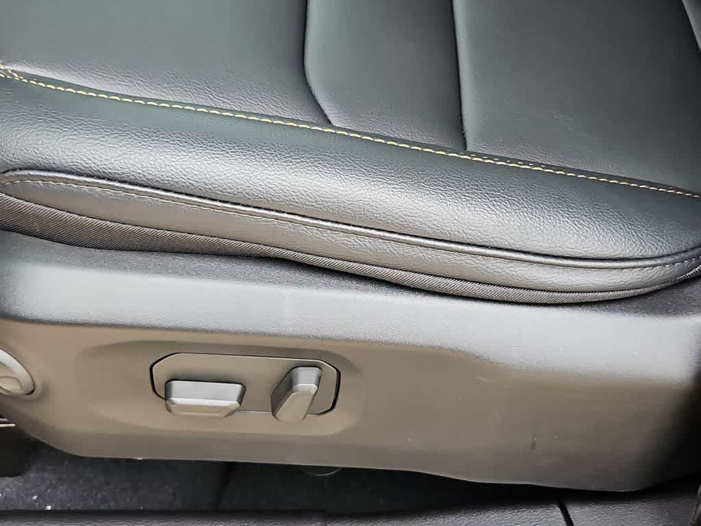 Thumbnail: 2026 Jeep Wrangler - 18