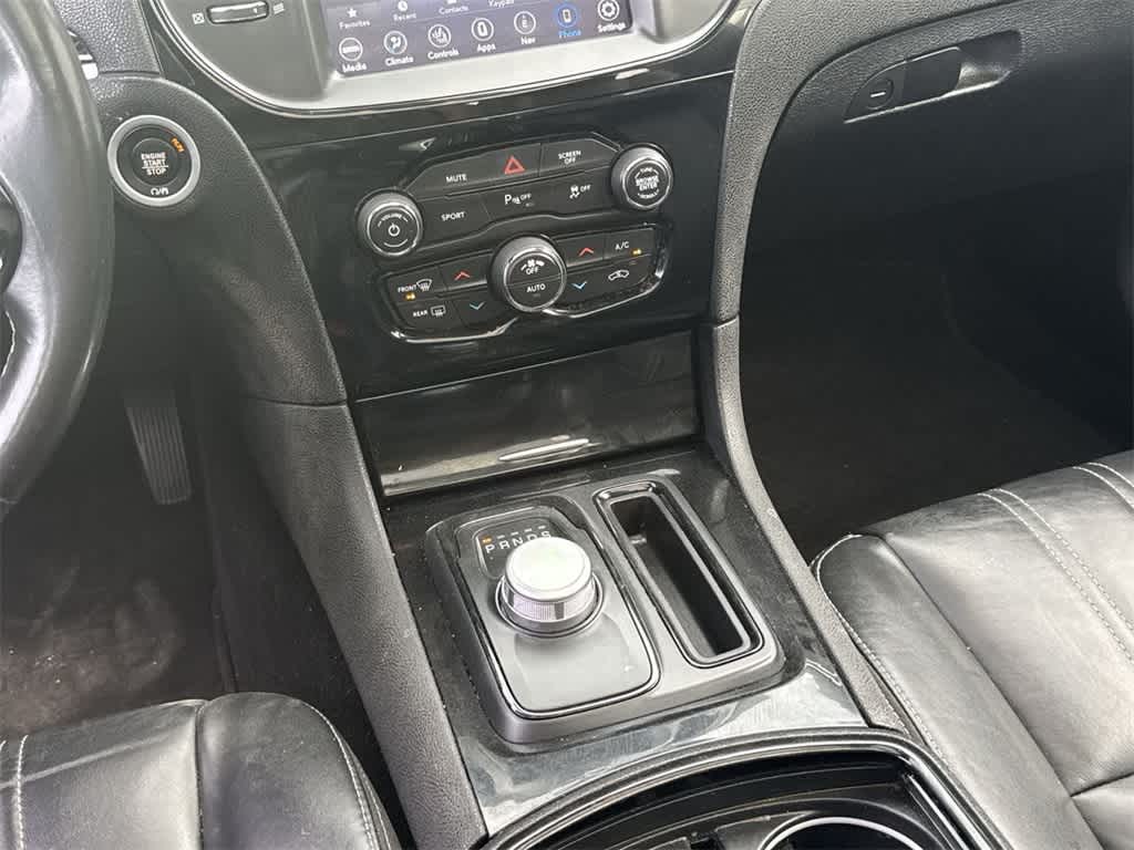 Thumbnail: 2021 Chrysler 300 - 16