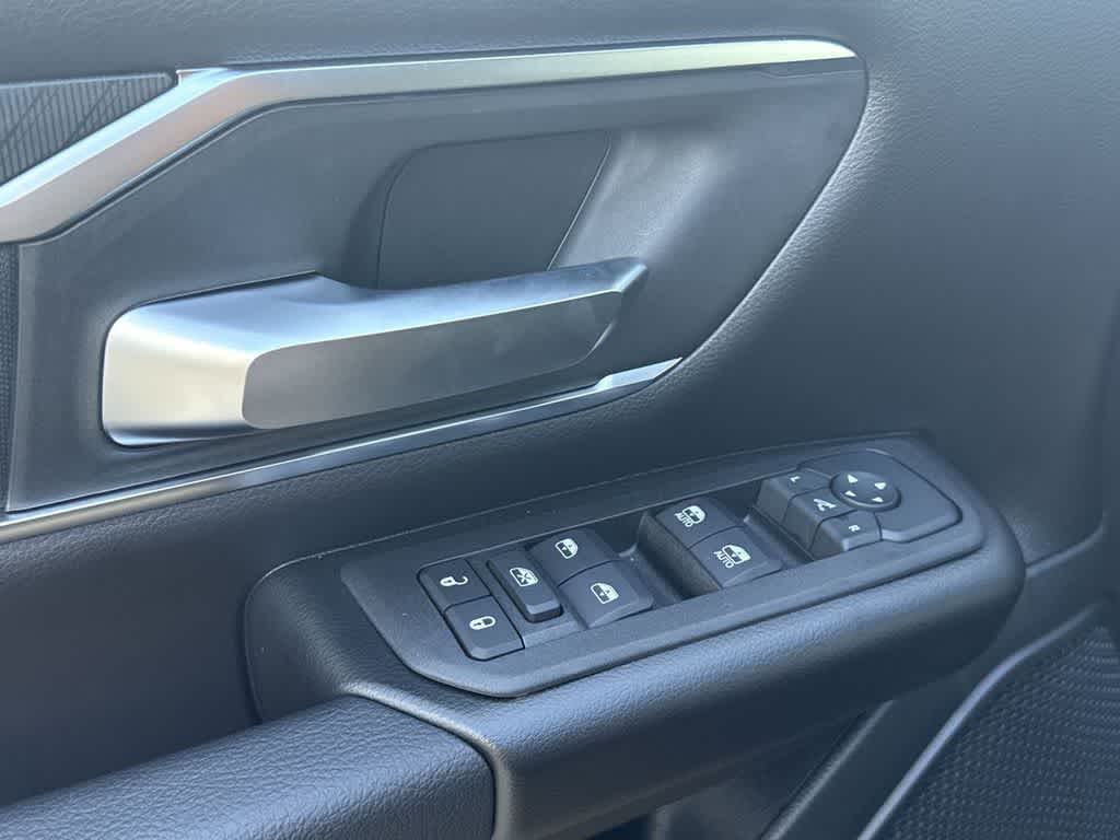 Thumbnail: 2026 RAM 1500 - 23