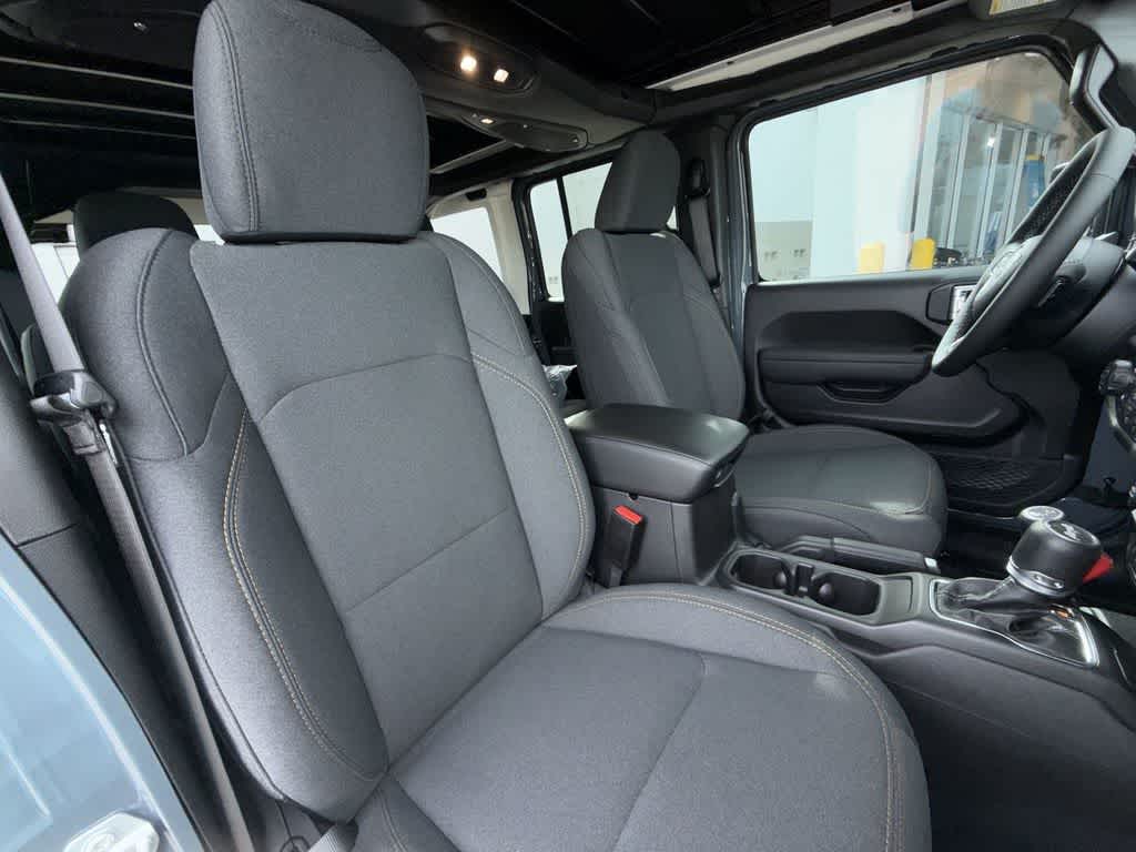 Thumbnail: 2026 Jeep Wrangler - 14