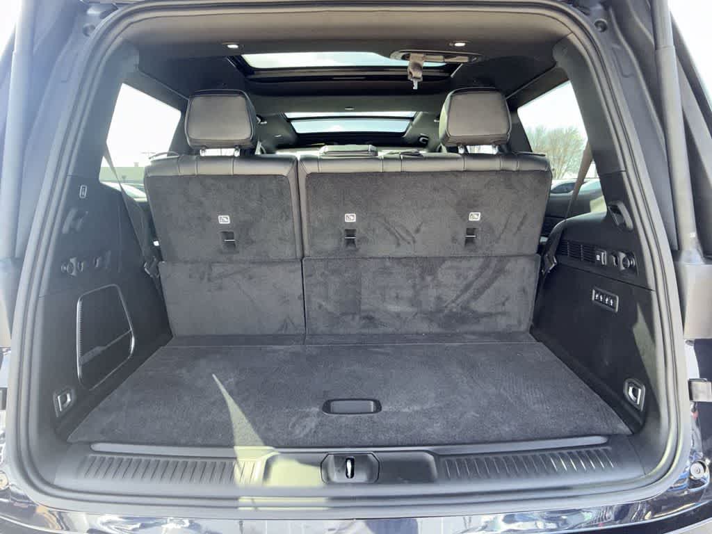 Thumbnail: 2025 Jeep Wagoneer - 23