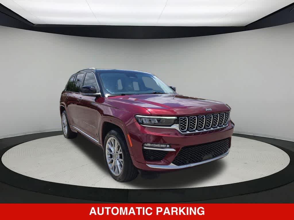 Thumbnail: 2022 Jeep Grand Cherokee - 8