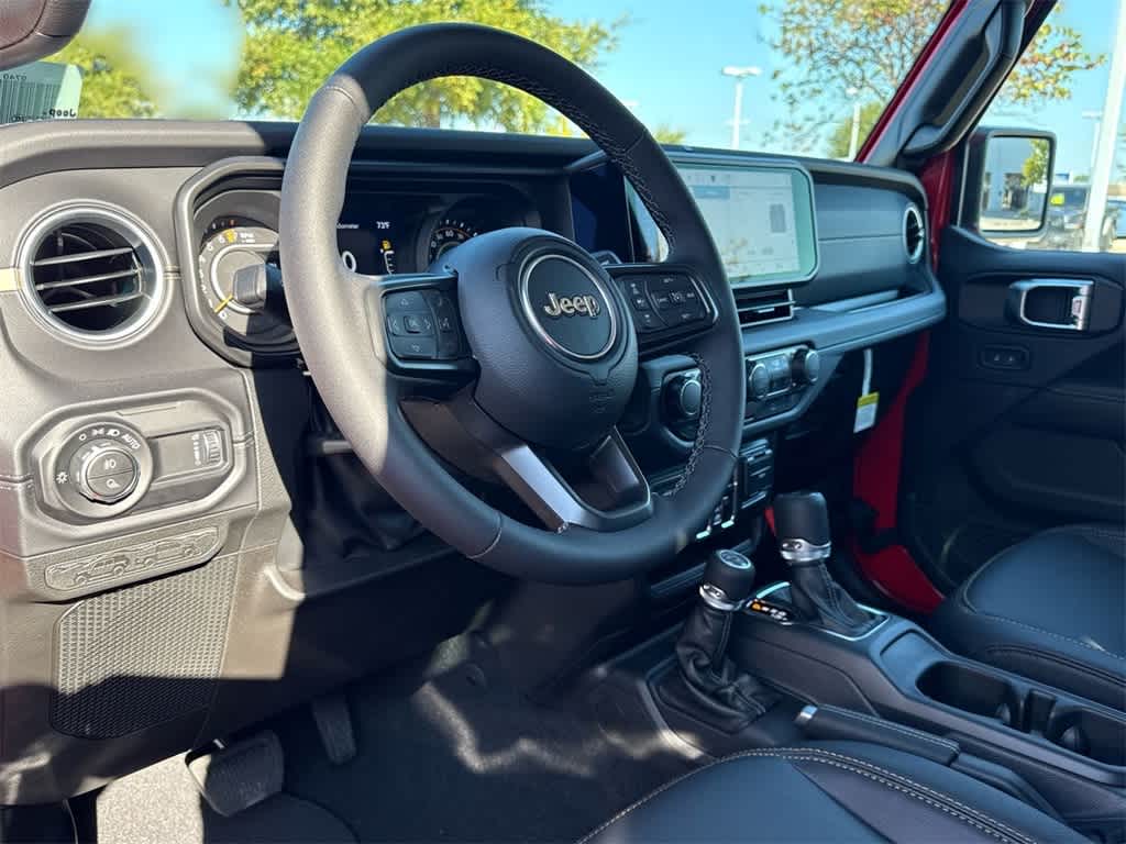 Thumbnail: 2025 Jeep Gladiator - 2