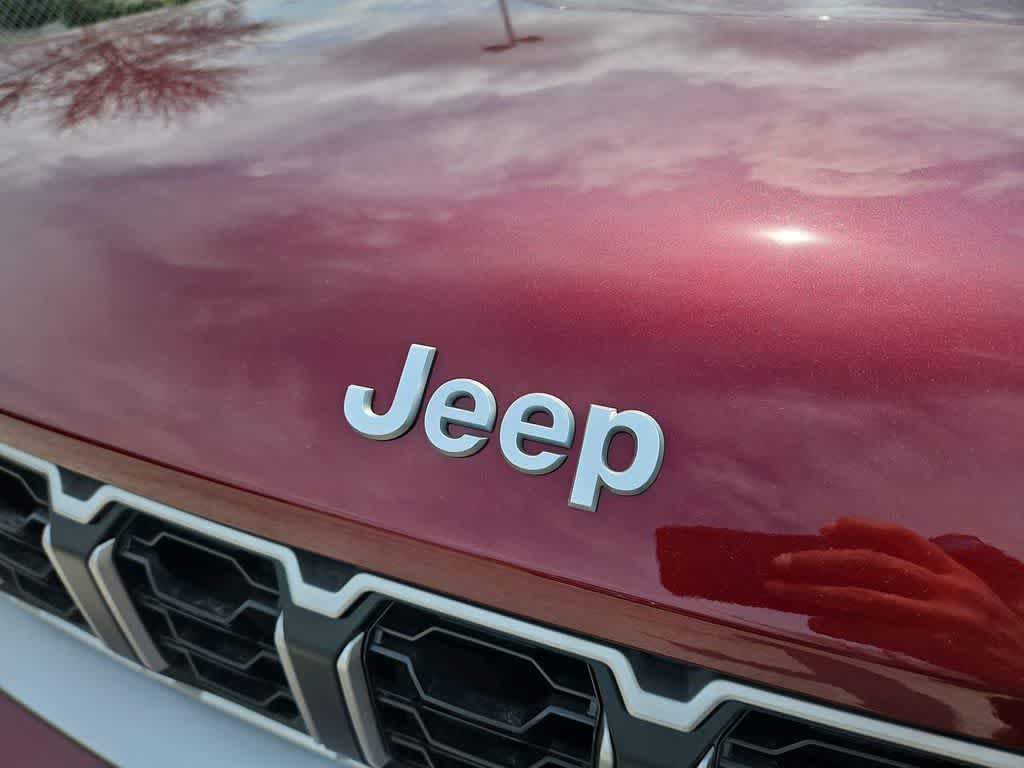 Thumbnail: 2026 Jeep Grand Cherokee - 12