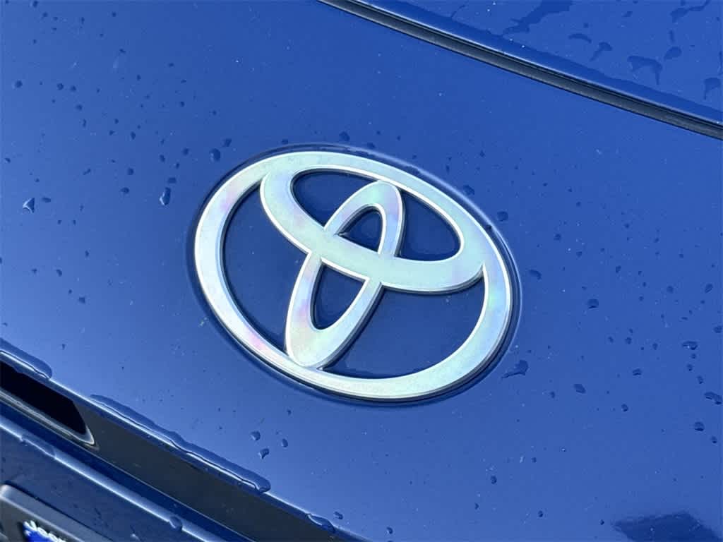 Thumbnail: 2025 Toyota Camry - 8