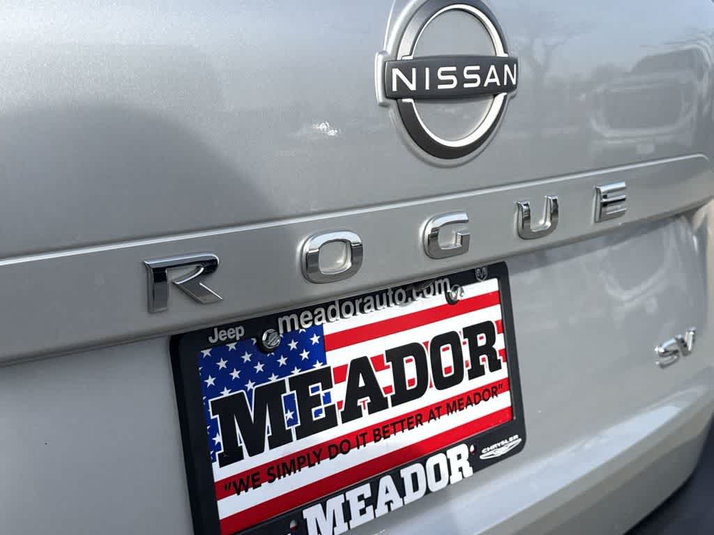 Thumbnail: 2023 Nissan Rogue - 8