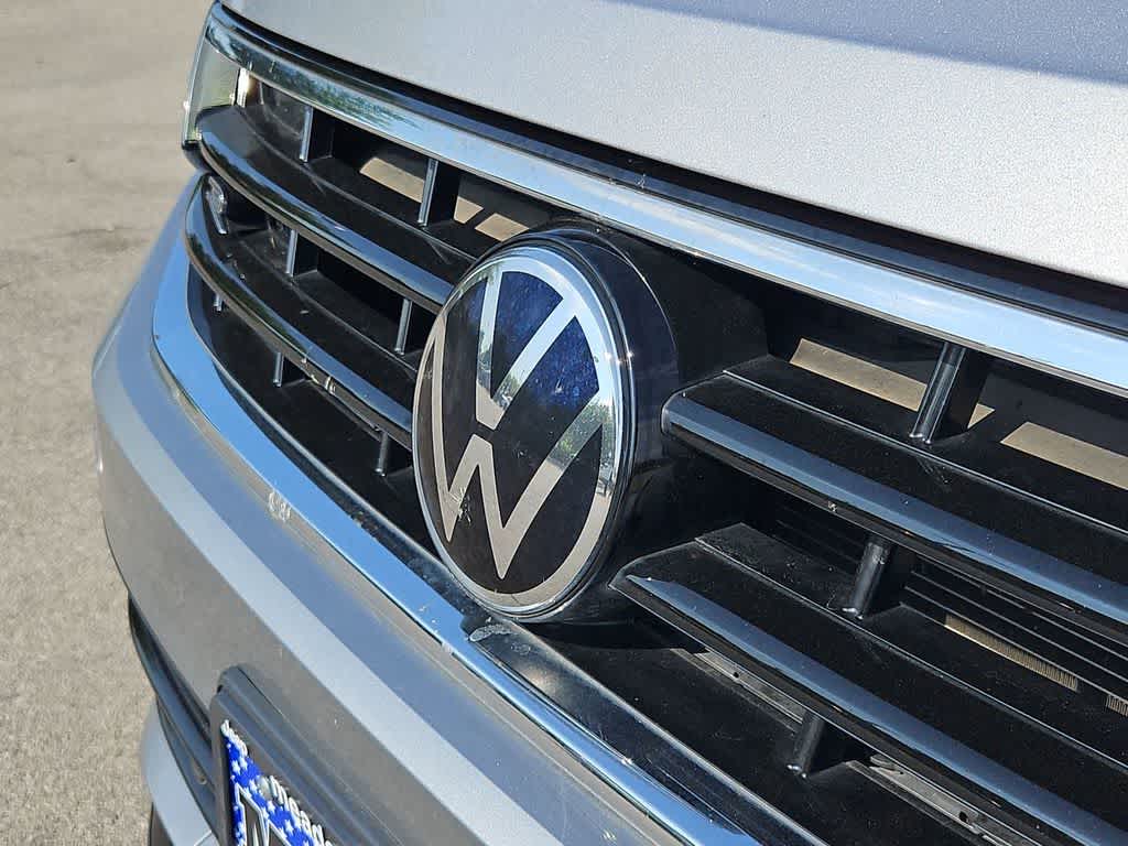 Thumbnail: 2023 Volkswagen Tiguan - 12