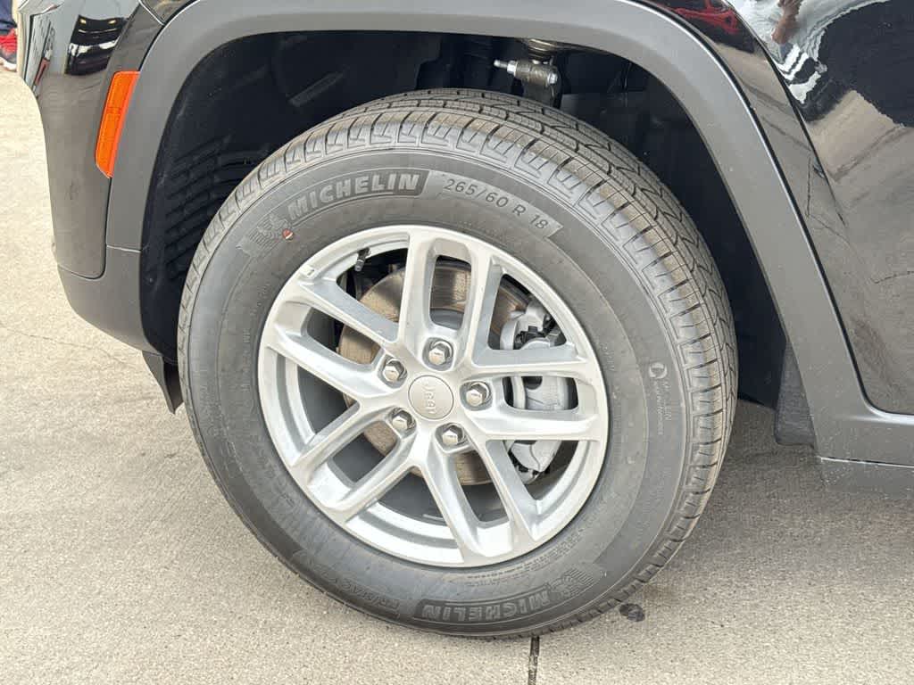 Thumbnail: 2025 Jeep Grand Cherokee - 9