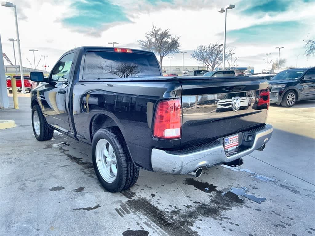 Thumbnail: 2019 RAM 1500 Classic - 4