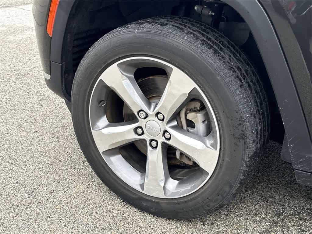 Thumbnail: 2022 Jeep Grand Cherokee L - 9