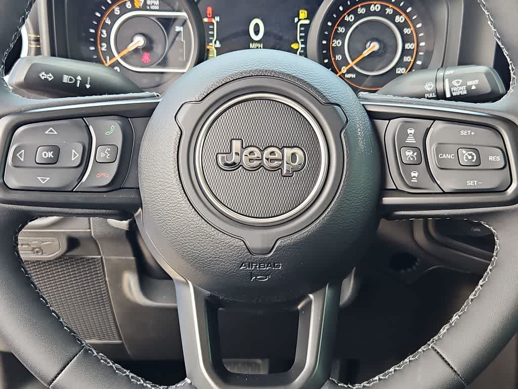 Thumbnail: 2026 Jeep Gladiator - 23