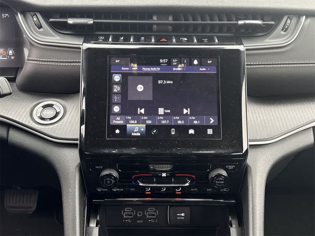 Thumbnail: 2023 Jeep Grand Cherokee L - 17