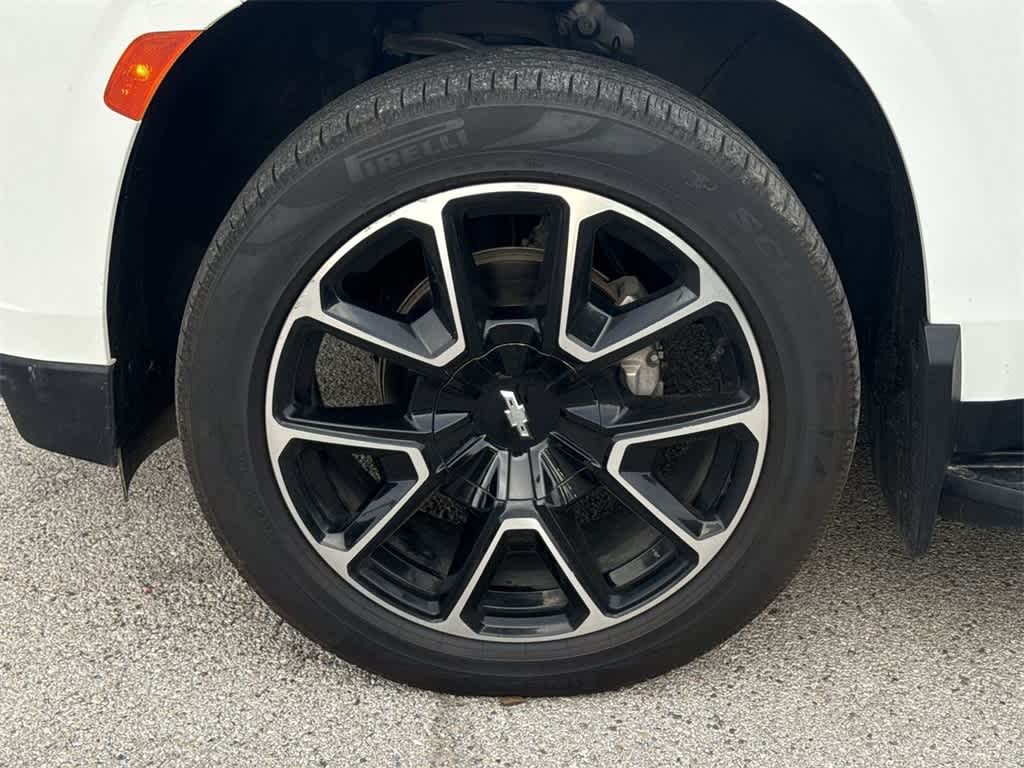 Thumbnail: 2022 Chevrolet Tahoe - 9