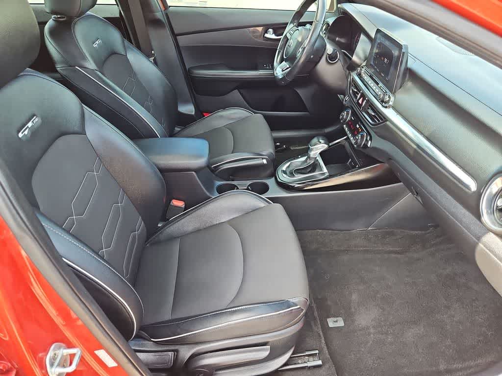 Thumbnail: 2020 Kia Forte - 24