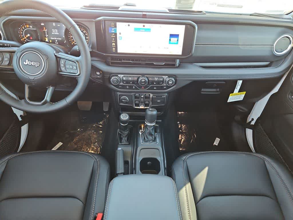 Thumbnail: 2026 Jeep Gladiator - 16