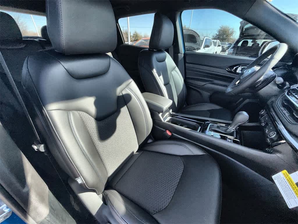 Thumbnail: 2026 Jeep Compass - 15