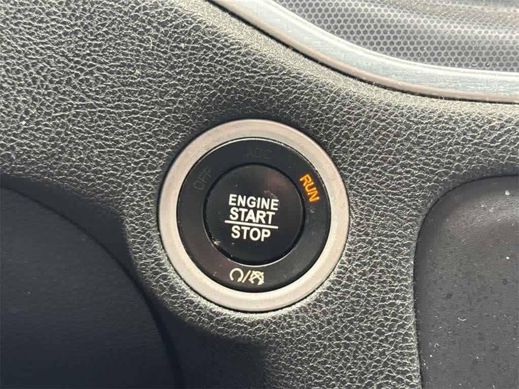 Thumbnail: 2017 Dodge Charger - 20