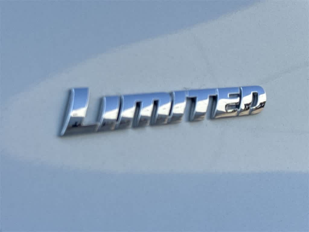 Thumbnail: 2022 Toyota 4Runner - 11