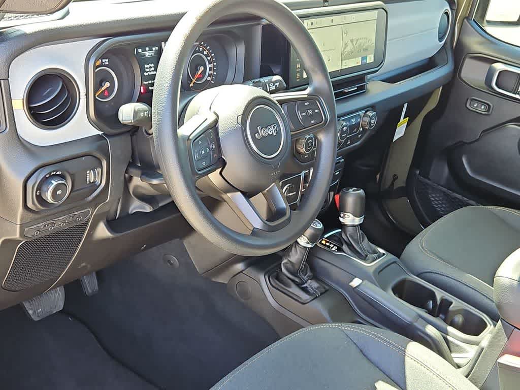 Thumbnail: 2026 Jeep Wrangler - 10