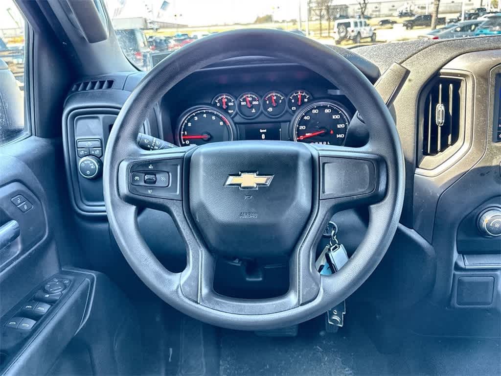Thumbnail: 2020 Chevrolet Silverado 1500 - 18