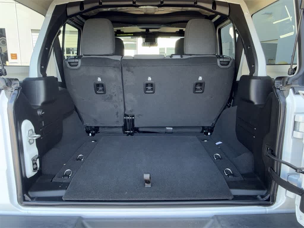 Thumbnail: 2025 Jeep Wrangler - 17