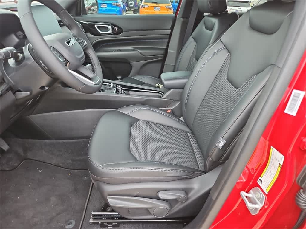 Thumbnail: 2026 Jeep Compass - 17