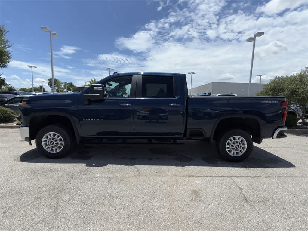 Thumbnail: 2020 Chevrolet Silverado 2500 - 3