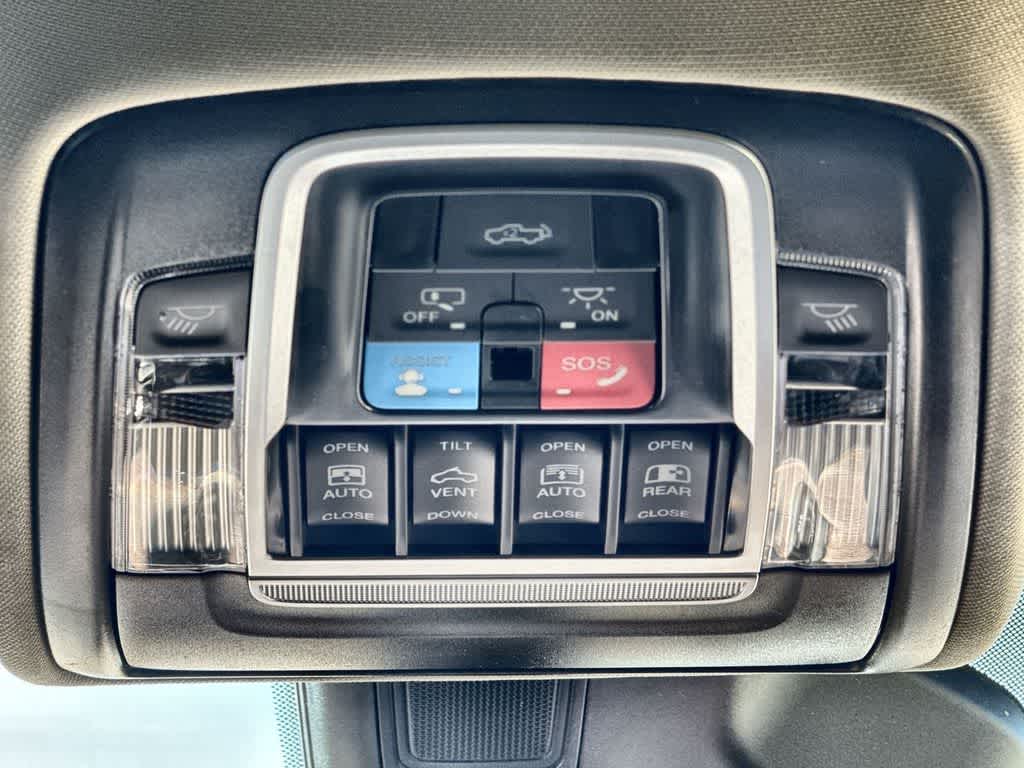 Thumbnail: 2026 RAM 1500 - 19