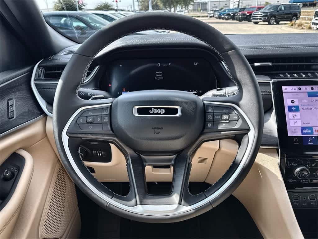 Thumbnail: 2025 Jeep Grand Cherokee - 17