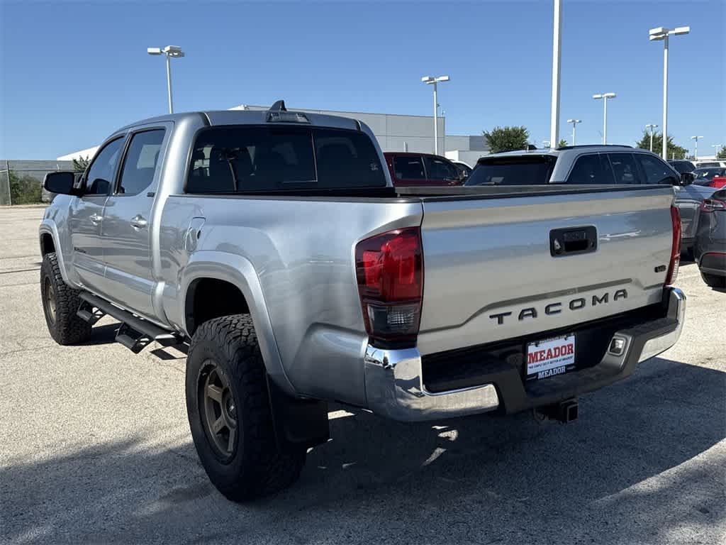 2022 Toyota Tacoma SR5 V6 photo 4