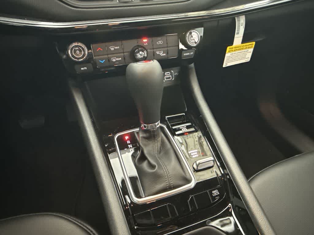 Thumbnail: 2026 Jeep Compass - 17