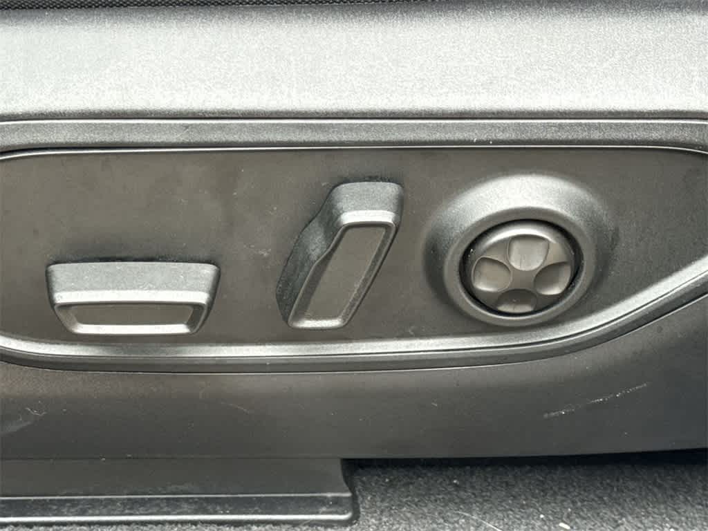 Thumbnail: 2022 Jeep Grand Cherokee L - 25