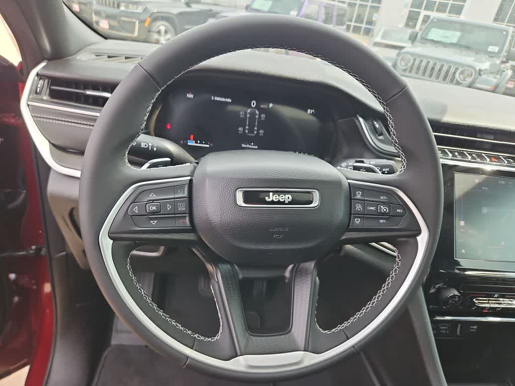 Thumbnail: 2025 Jeep Grand Cherokee L - 24