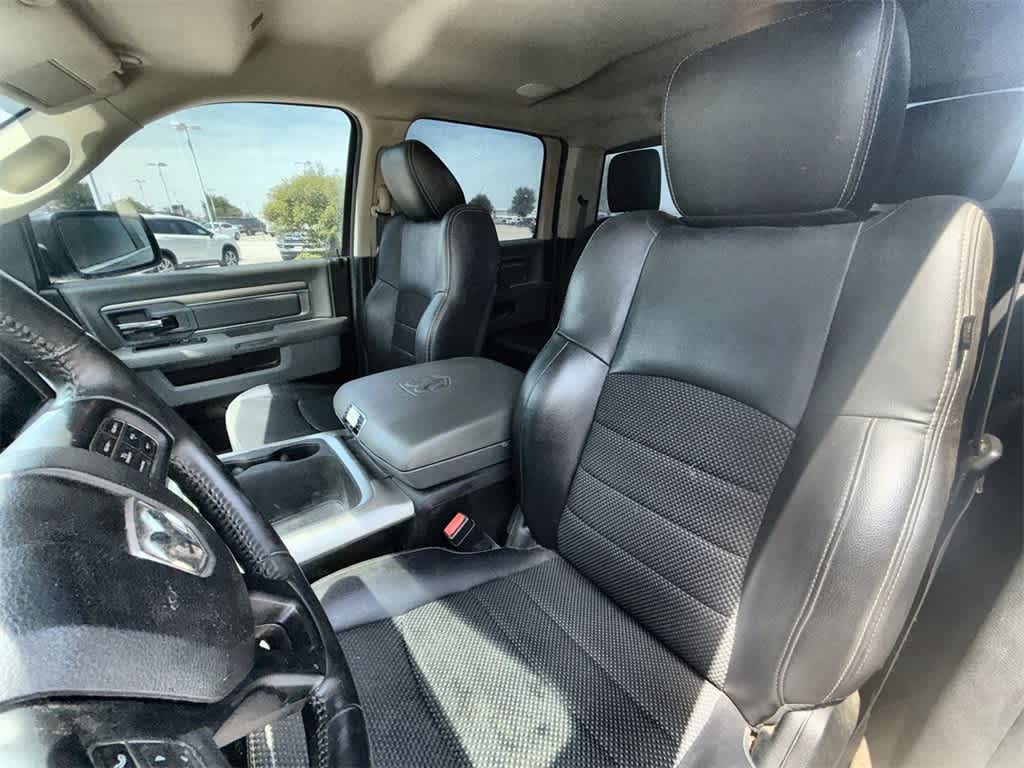 2017 RAM 1500 SLT 9