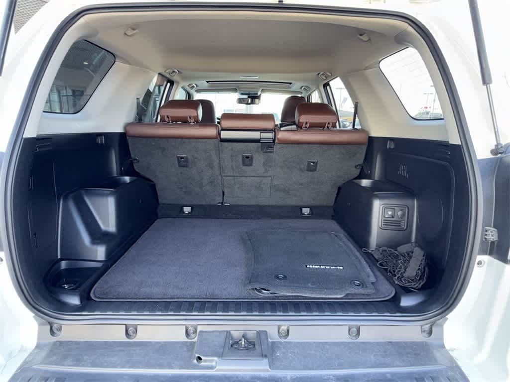 Thumbnail: 2022 Toyota 4Runner - 24